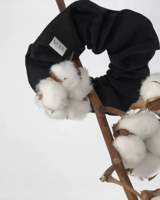 Cotton satin scrunchie Cotton satin scrunchie