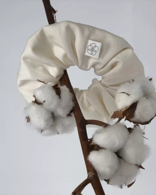 Cotton satin scrunchie Cotton satin scrunchie