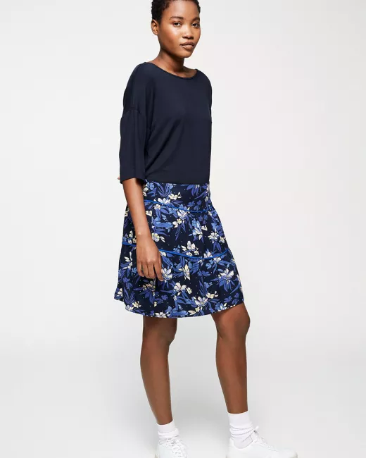 Skirt Solenaa Dispersed Flower Skirt Solenaa Dispersed Flower