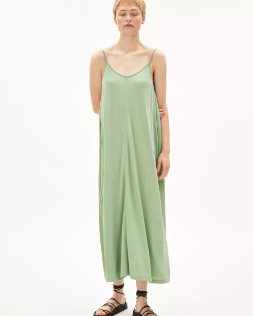 ARMEDANGELS – Robe SARINYAA  – Smith green