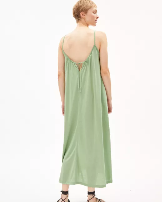 ARMEDANGELS – Robe SARINYAA  – Smith green
