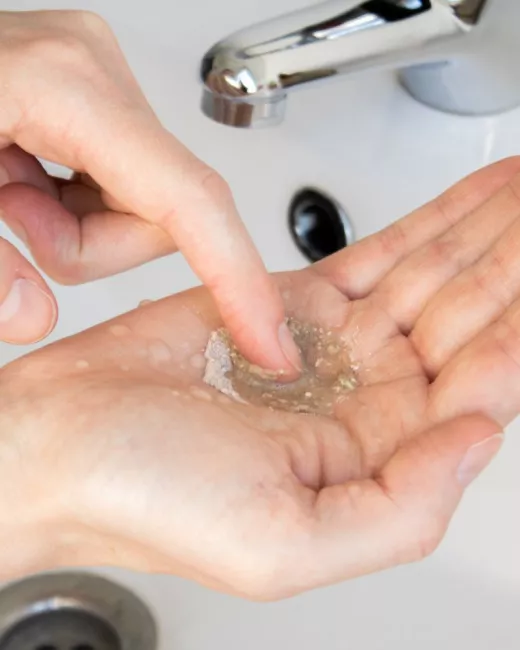 Indigène - Nettoyant visage en poudre sans savon Indigène - Nettoyant visage en poudre sans savon