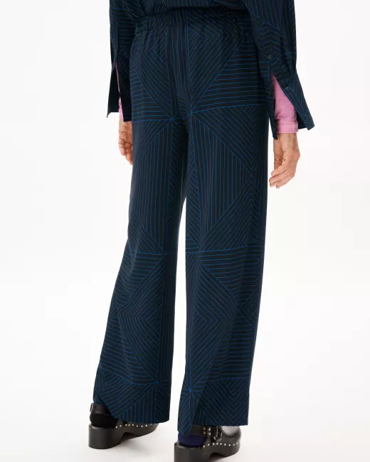 Armedangels - Pantalon ample JOVAALIE GRAPHIC LINES Armedangels - Pantalon ample JOVAALIE GRAPHIC LINES