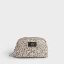Toiletry bag made from 100% recycled fabrics