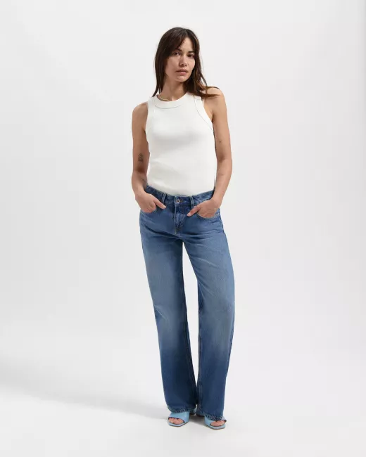 KUYICHI - Jeans Lena Low Loose en coton bio et recyclé