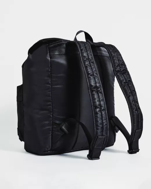 100% recycled nylon waist bag