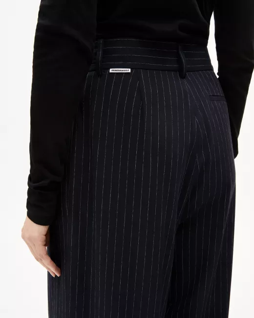 Armedangels - Pantalon à pinces KAAYUA PINSTRIPE Armedangels - Pantalon à pinces KAAYUA PINSTRIPE