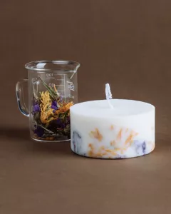 Soy Wax Candle: WILD FLOWERS - Mini : 220ml Soy Wax Candle: WILD FLOWERS - Mini : 220ml