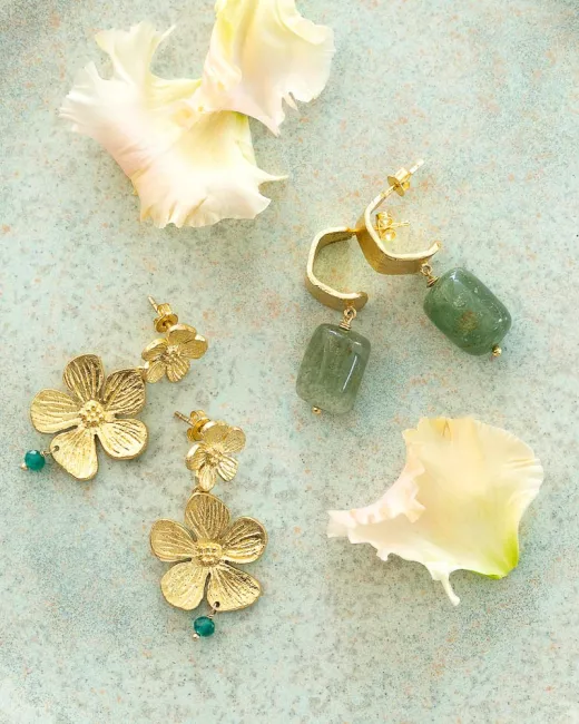 Enjoyable Aventurine Gold Plated Earrings