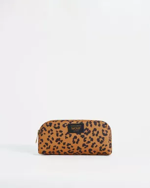 Toiletry bag made from 100% recycled fabrics