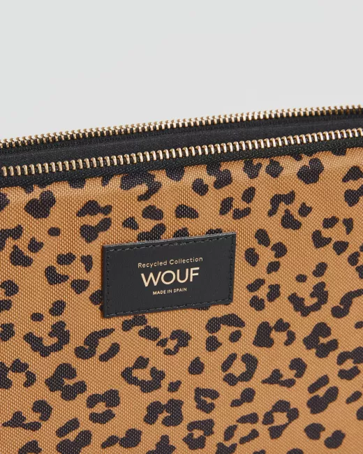 Laptop sleeve for 13" and 14" laptops made from 100% recycled fabrics