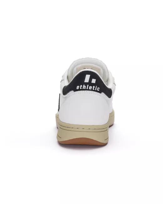 Jesse Lo Cut Classic Sneakers