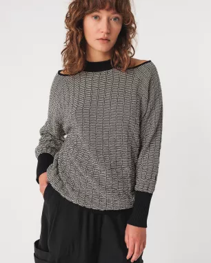 Batwing-sleeve sweater LEDEA