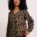 Loose blouse in EcoVero™