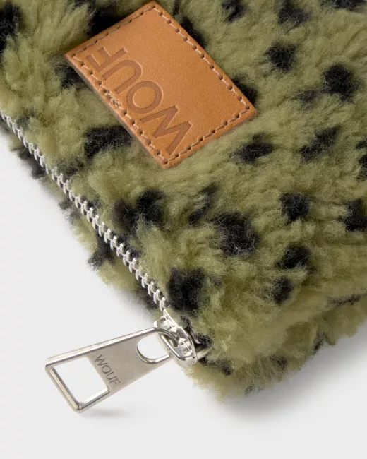 Pouch gemaakt met gerecycleerde materialen
