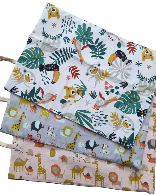 Washable colouring placemat