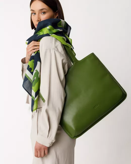 Large square scarf MAITASUN