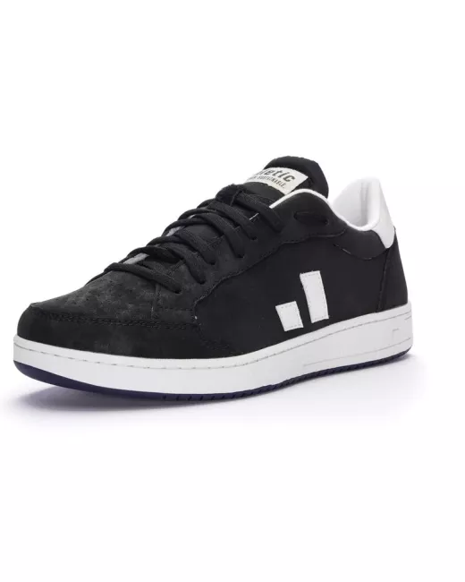 Jesse Lo Cut Classic Sneakers