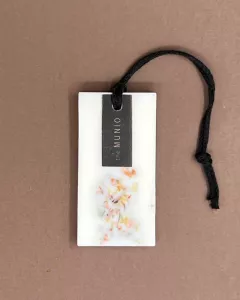 the MUNIO - Parfum d'ambiance en barre de cire