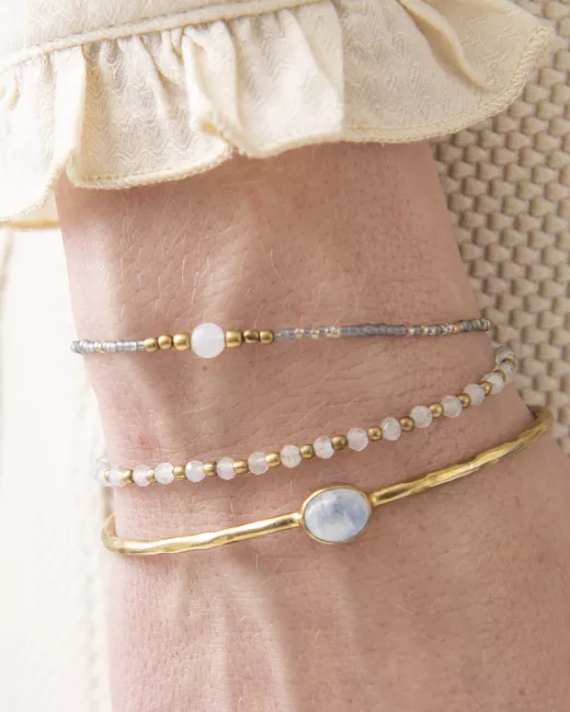 Bracelet Beautiful Moonstone Gold