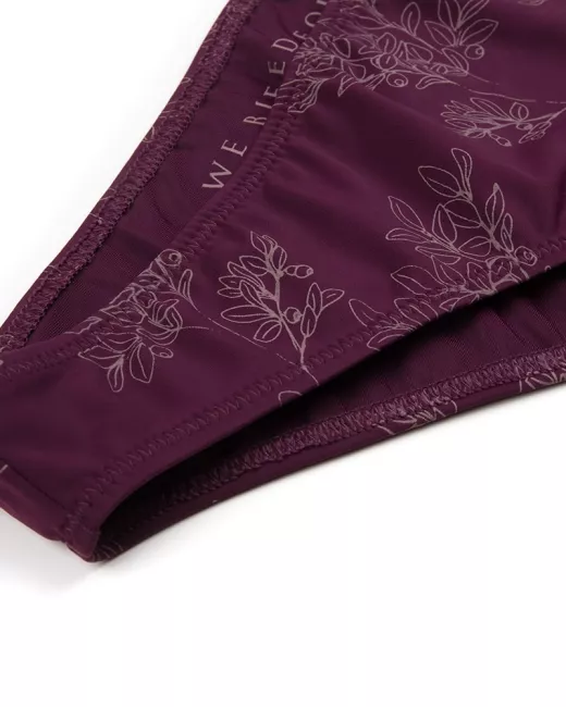 BLEED – Eco Triangle ECONYL® Bikini Panty Dark Purple BLEED – Eco Triangle ECONYL® Bikini Panty Dark Purple